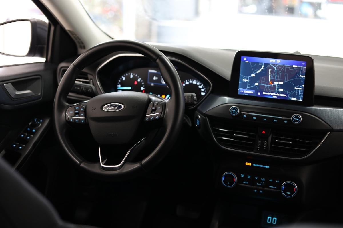 ford-focus-sw-2021-diesel-1499cc