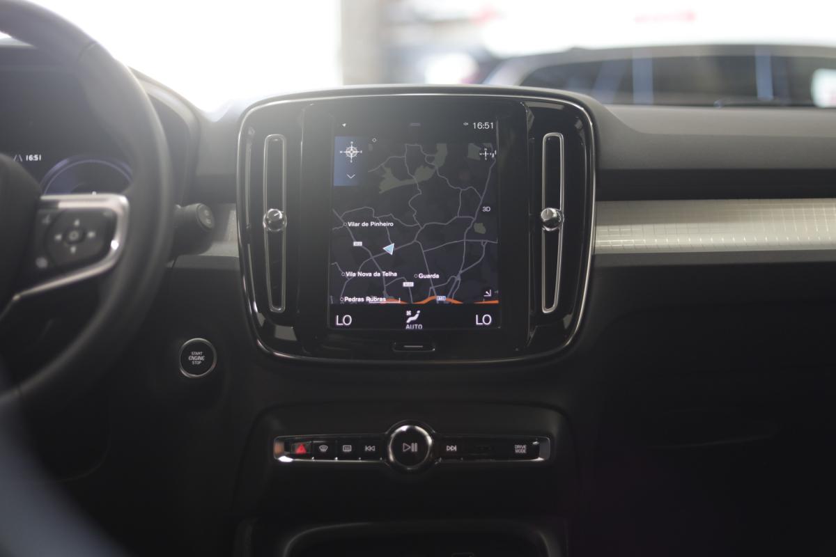volvo-xc40-2021-hibrido-a-gasolina-1477cc