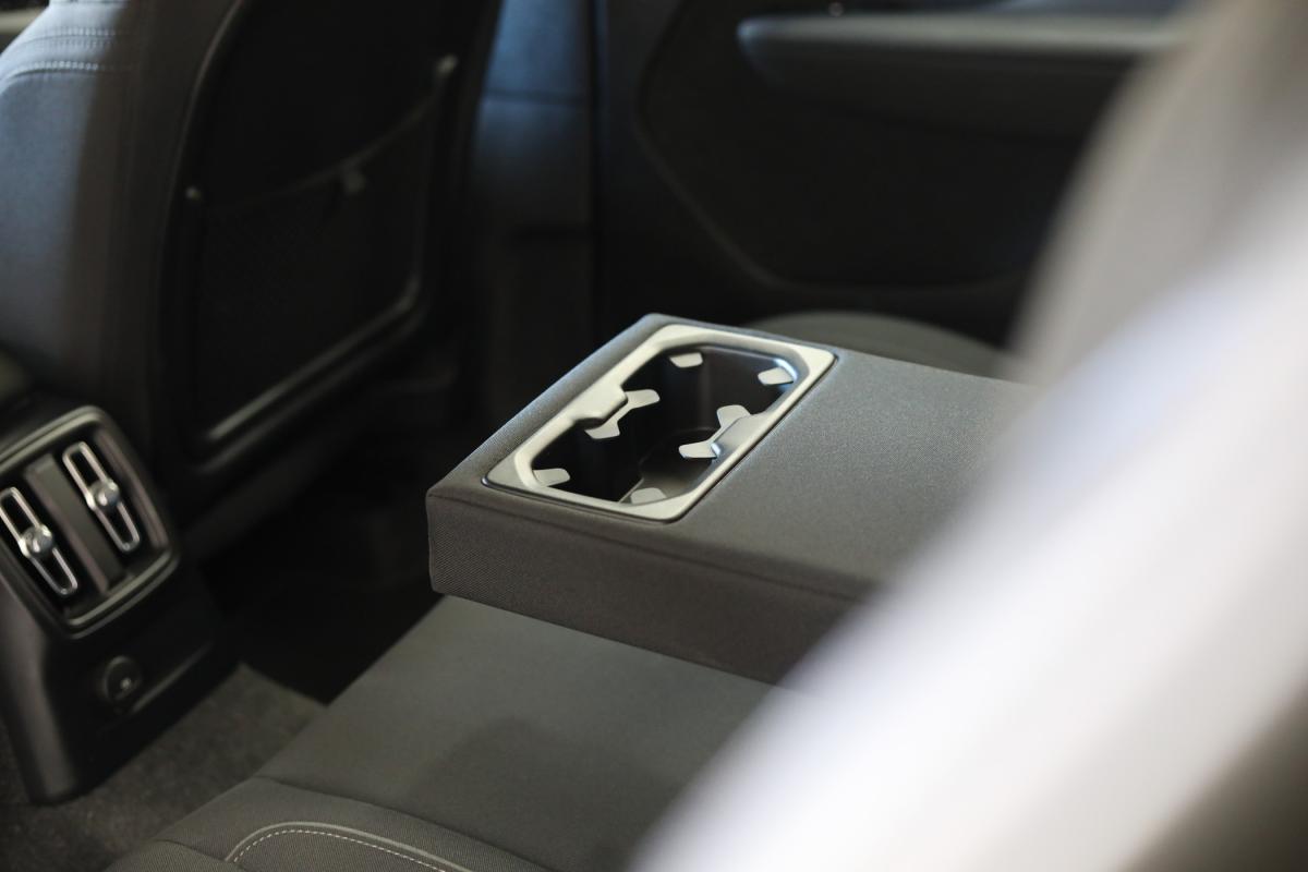 volvo-xc40-2021-hibrido-a-gasolina-1477cc