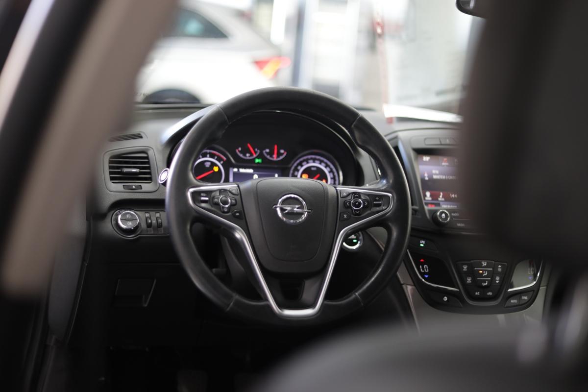 opel-insignia-sports-tourer-2016-gpl-1364cc