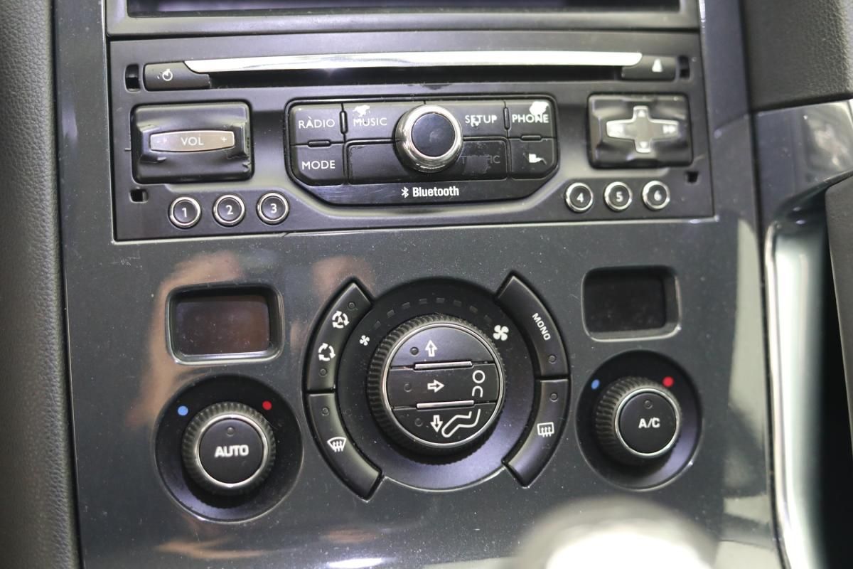 peugeot-3008-2013-diesel-1560cc