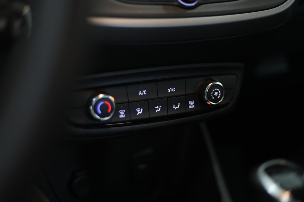 opel-crossland-2022-diesel-1499cc