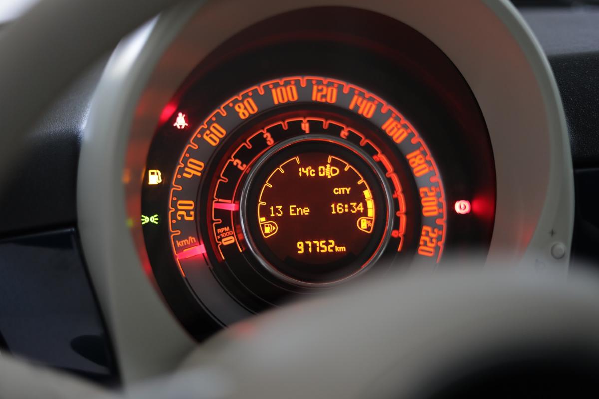 fiat-500c-2020-hibrido-a-gasolina-999cc