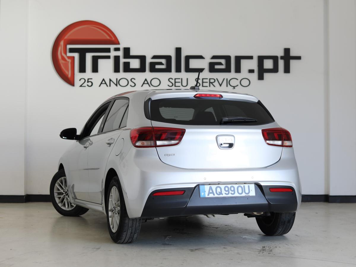 kia-rio-2022-gasolina-998cc