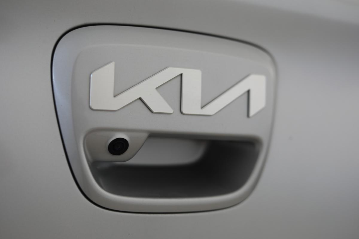 kia-rio-2022-gasolina-998cc