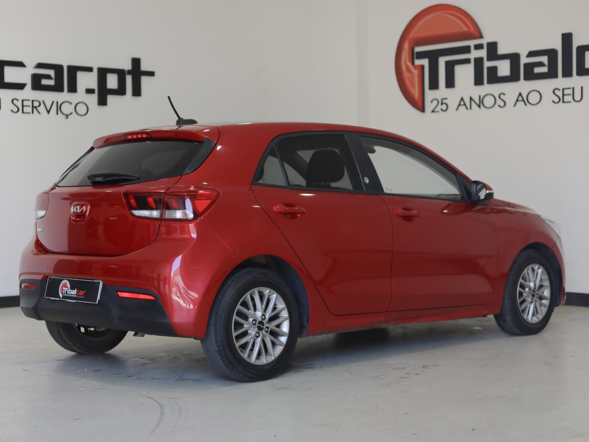 kia-rio-2022-gasolina-998cc