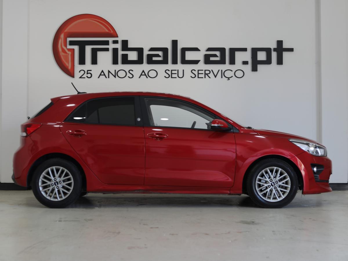 kia-rio-2022-gasolina-998cc