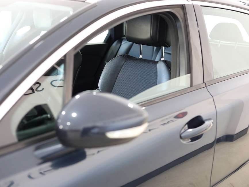 peugeot-508-2012-diesel-1560cc