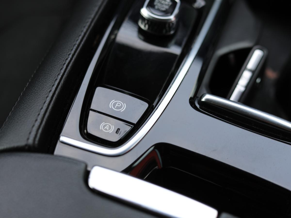 volvo-v60-2022-hibrido-a-gasolina-1969cc