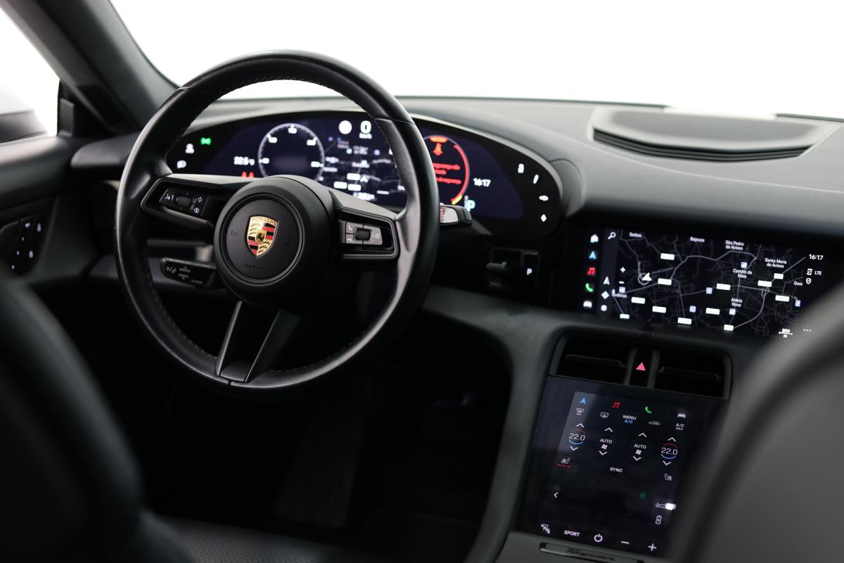 porsche-taycan-2021-eletrico-0cc