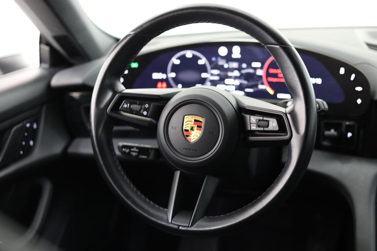 porsche-taycan-2021-eletrico-0cc