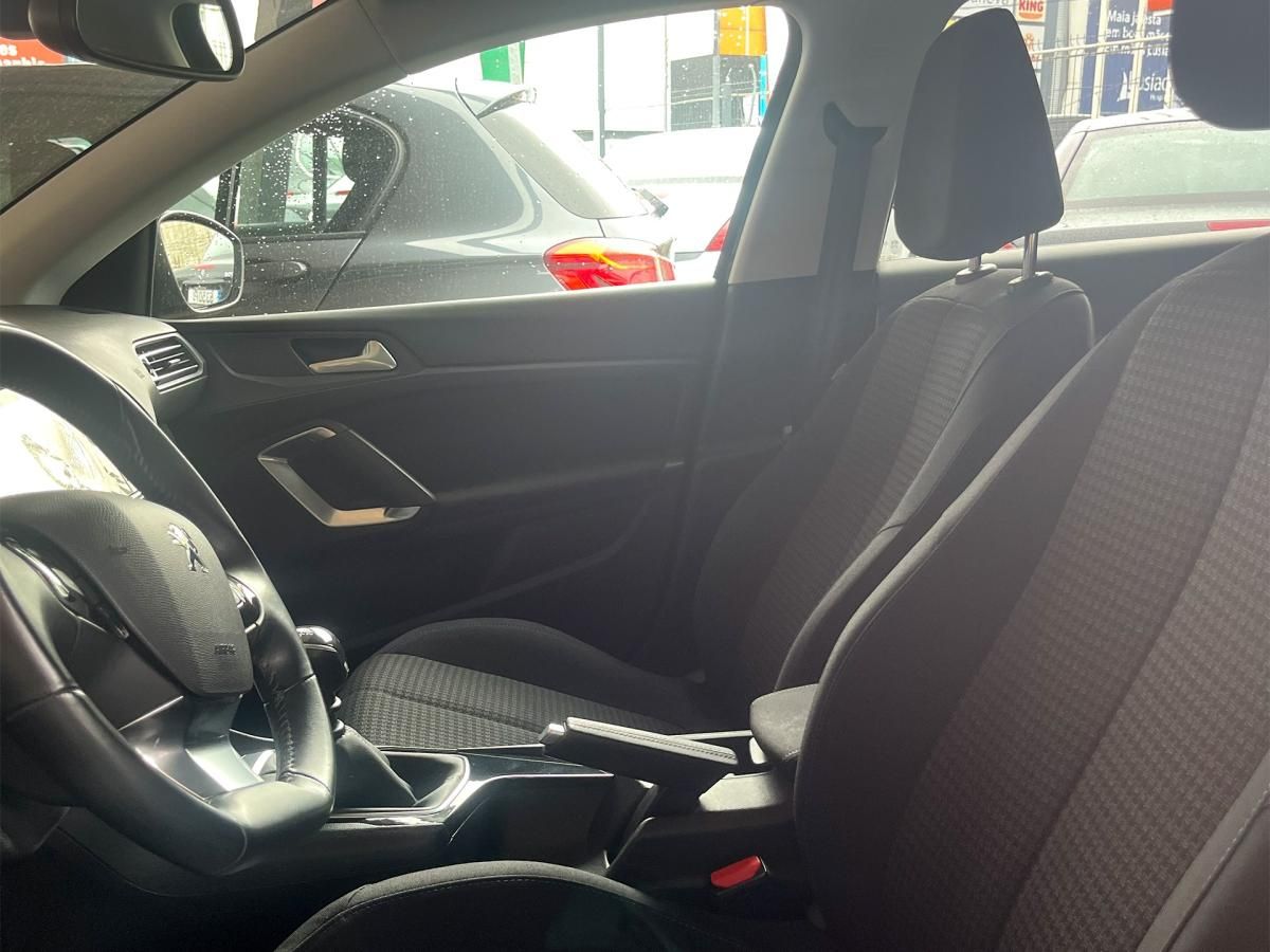 peugeot-308-sw-2021-diesel-1499cc