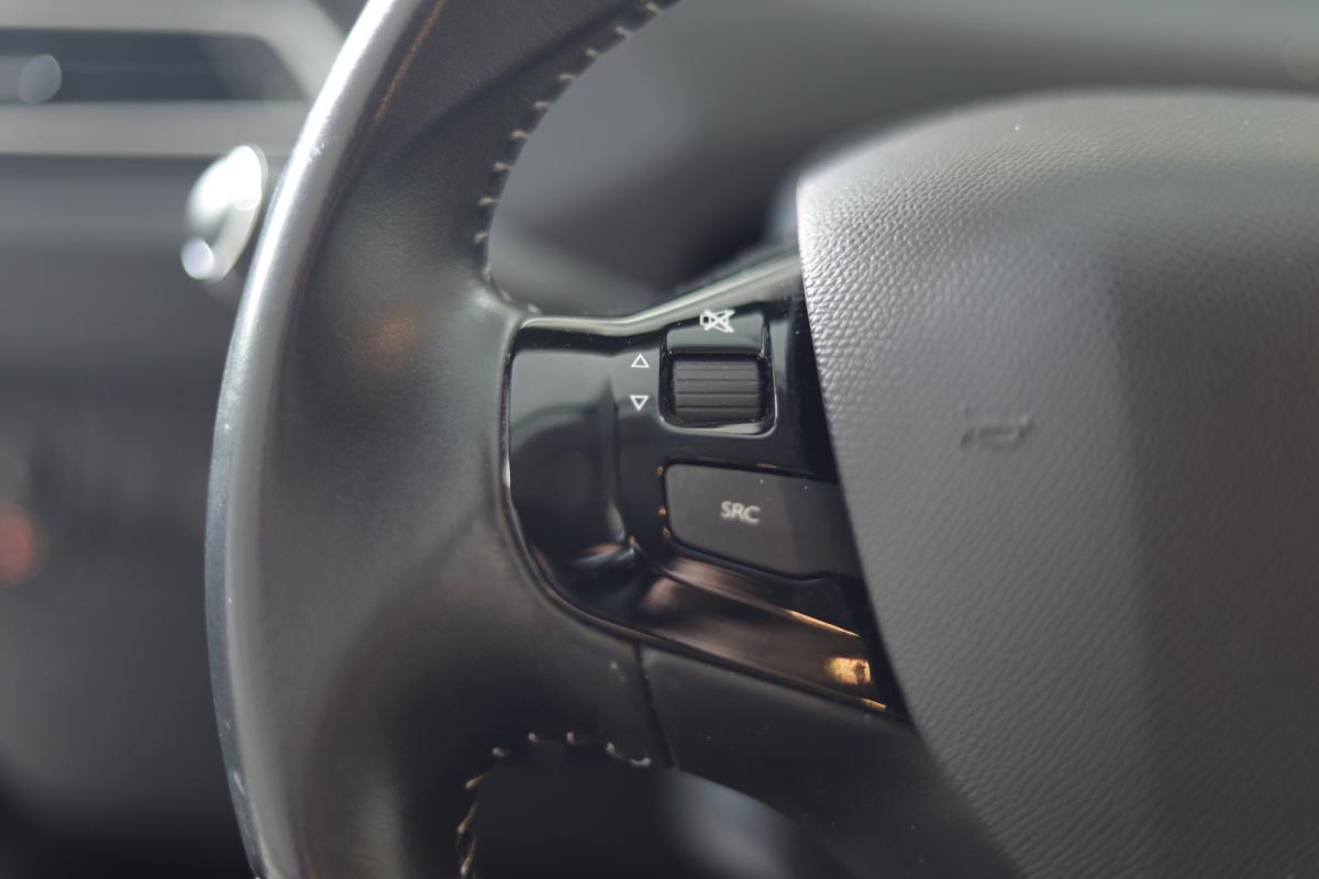 peugeot-308-sw-2021-diesel-1499cc