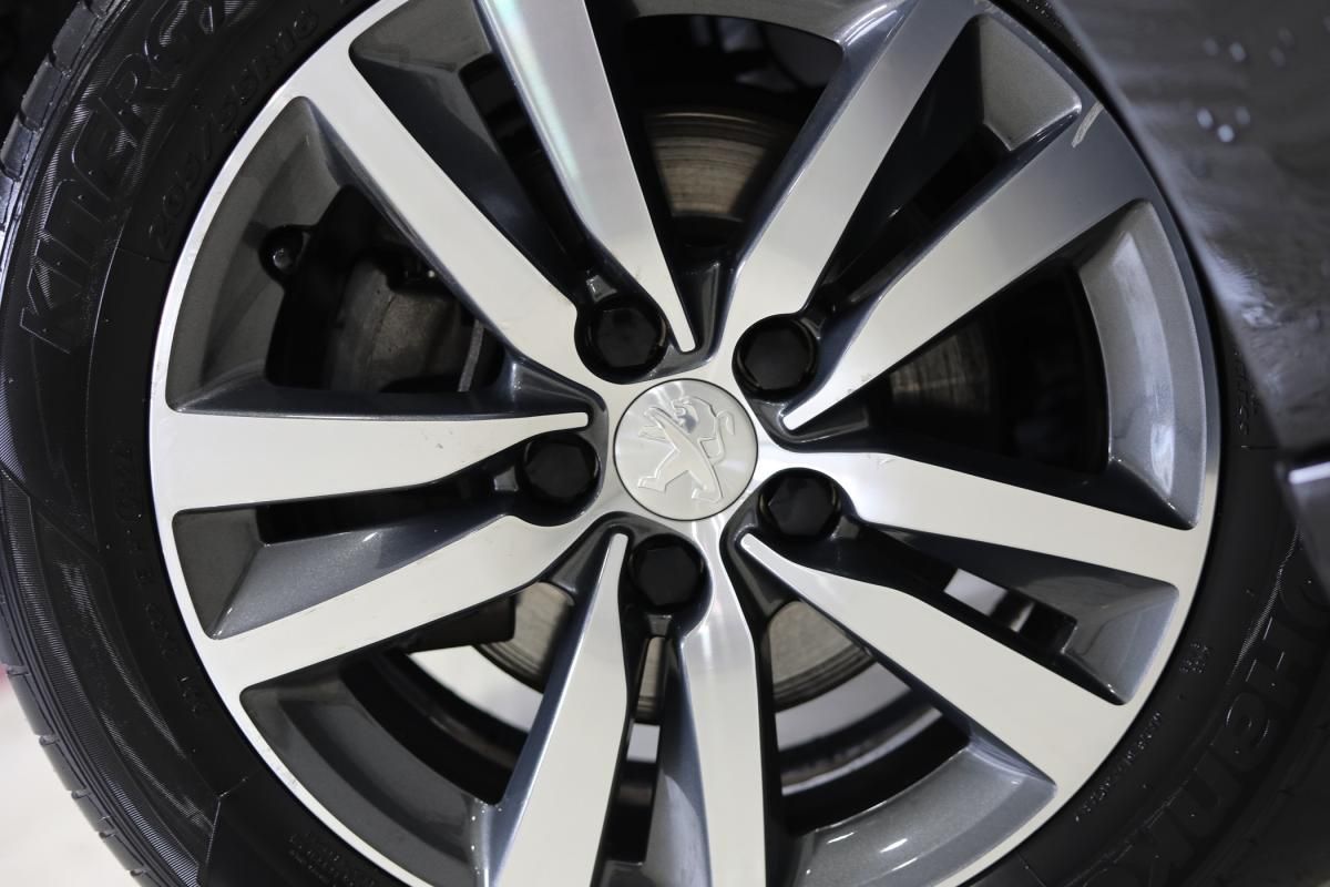 peugeot-308-sw-2021-diesel-1499cc