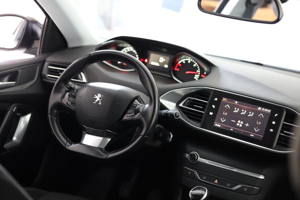 peugeot-308-sw-2021-diesel-1499cc
