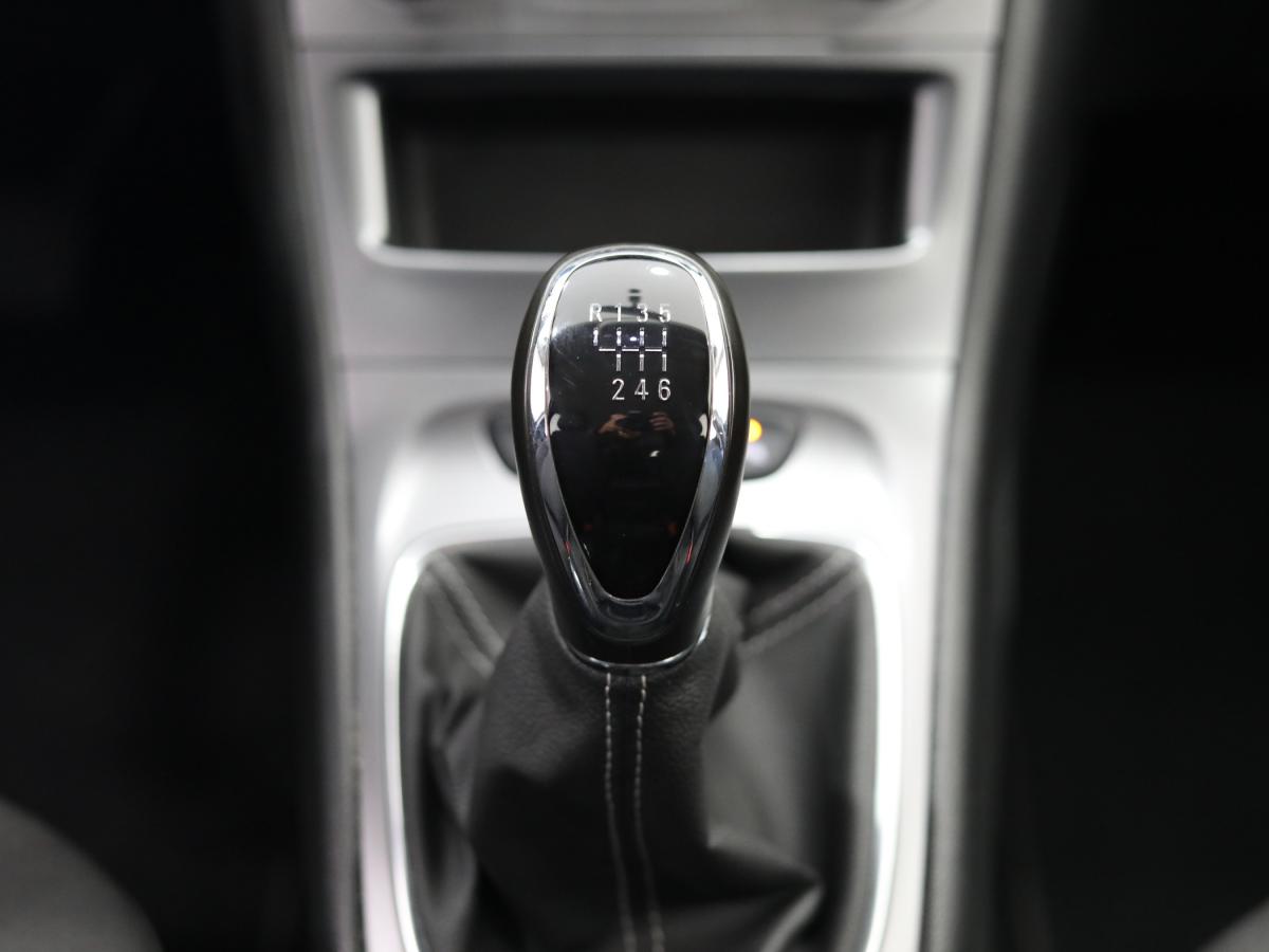 opel-astra-sport-tourer-2019-diesel-1598cc