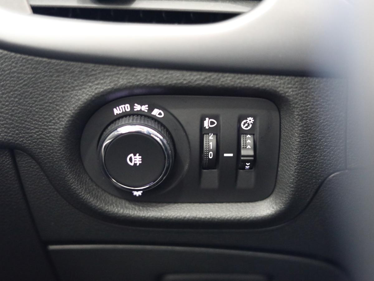 opel-astra-sport-tourer-2019-diesel-1598cc
