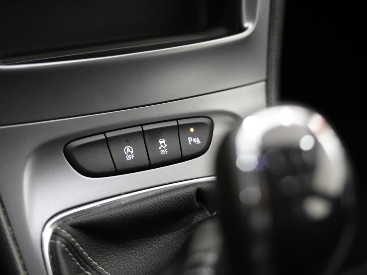 opel-astra-sport-tourer-2019-diesel-1598cc