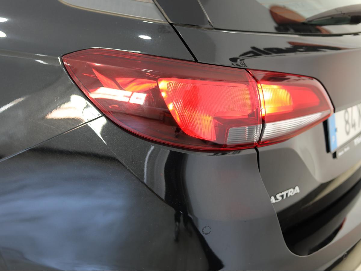 opel-astra-sport-tourer-2019-diesel-1598cc