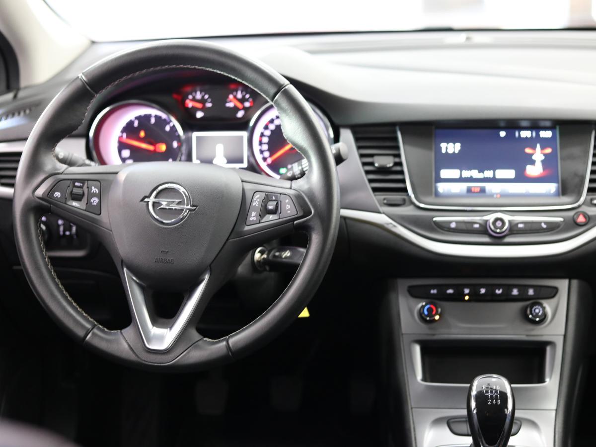 opel-astra-sport-tourer-2019-diesel-1598cc