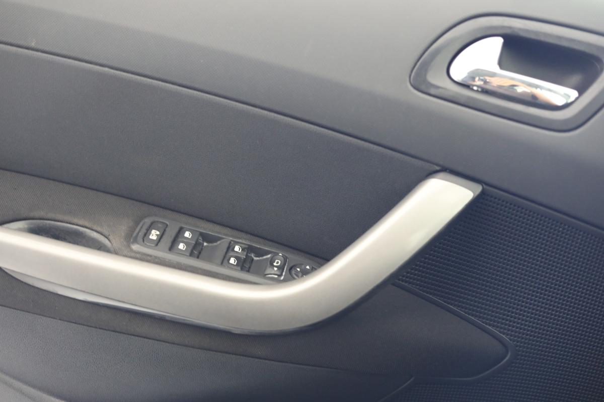 peugeot-308-2010-diesel-1560cc