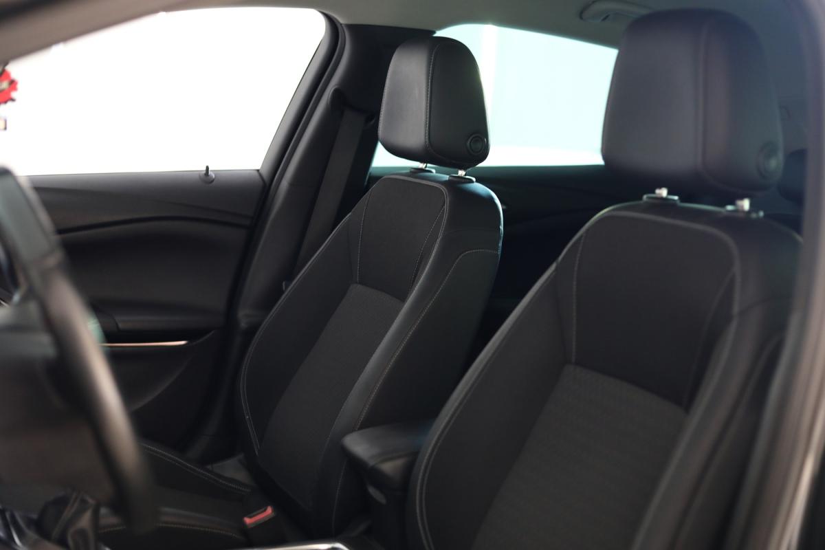 opel-astra-2015-diesel-1598cc