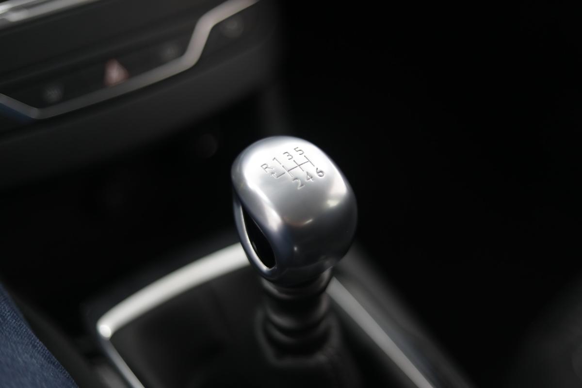 peugeot-308-2019-diesel-1499cc