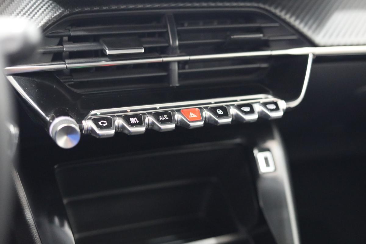 peugeot-2008-2022-diesel-1499cc