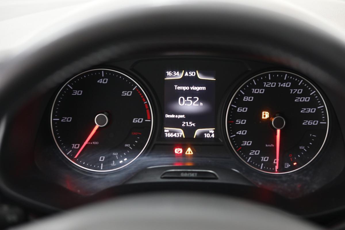 seat-leon-st-2014-diesel-1598cc