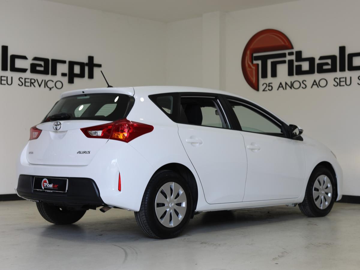 toyota-auris-2014-diesel-1364cc