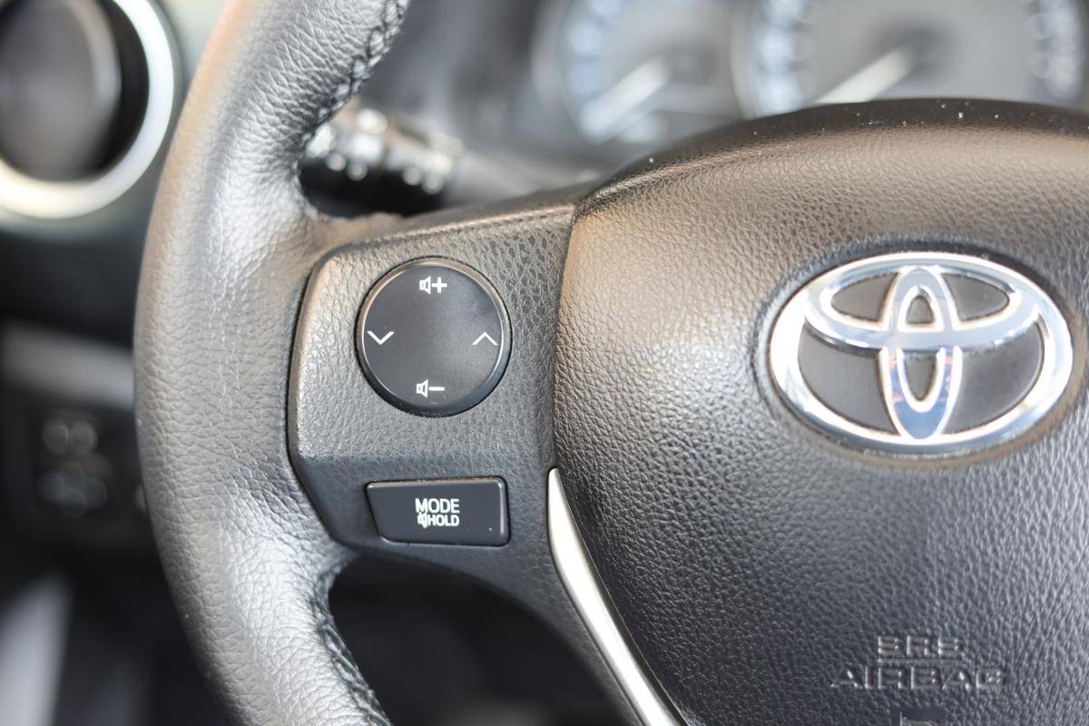 toyota-auris-2014-diesel-1364cc