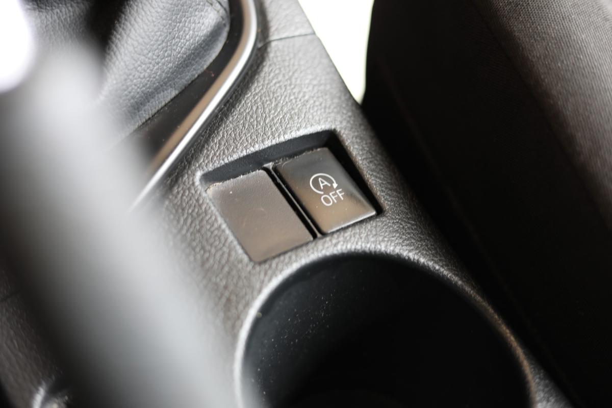 toyota-auris-2014-diesel-1364cc