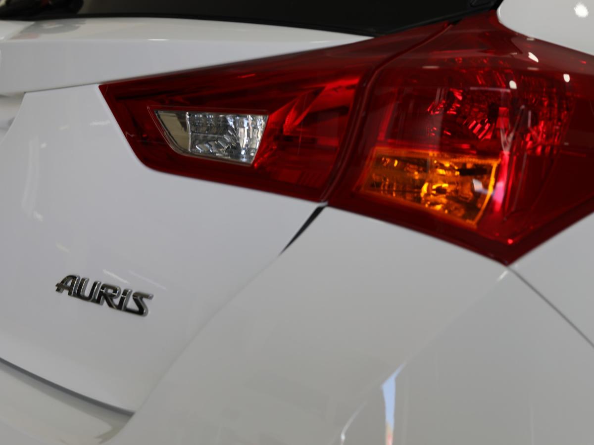 toyota-auris-2014-diesel-1364cc