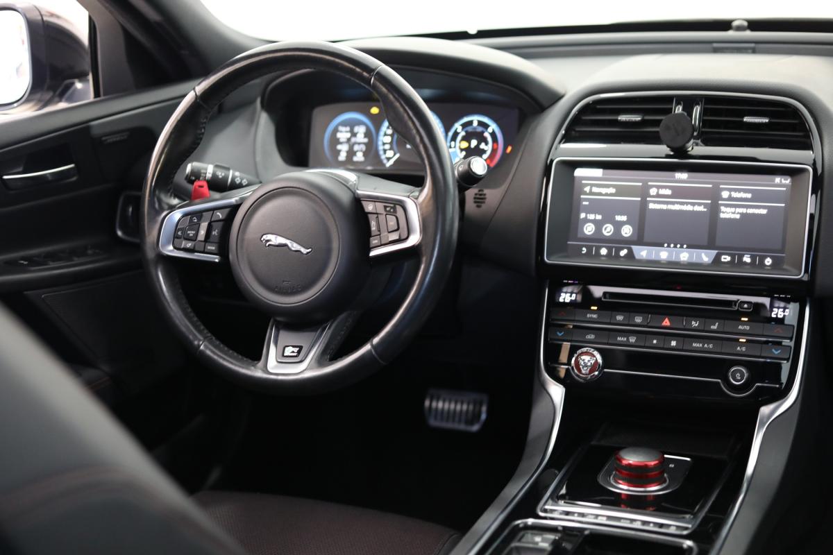 jaguar-xe-2018-diesel-1999cc