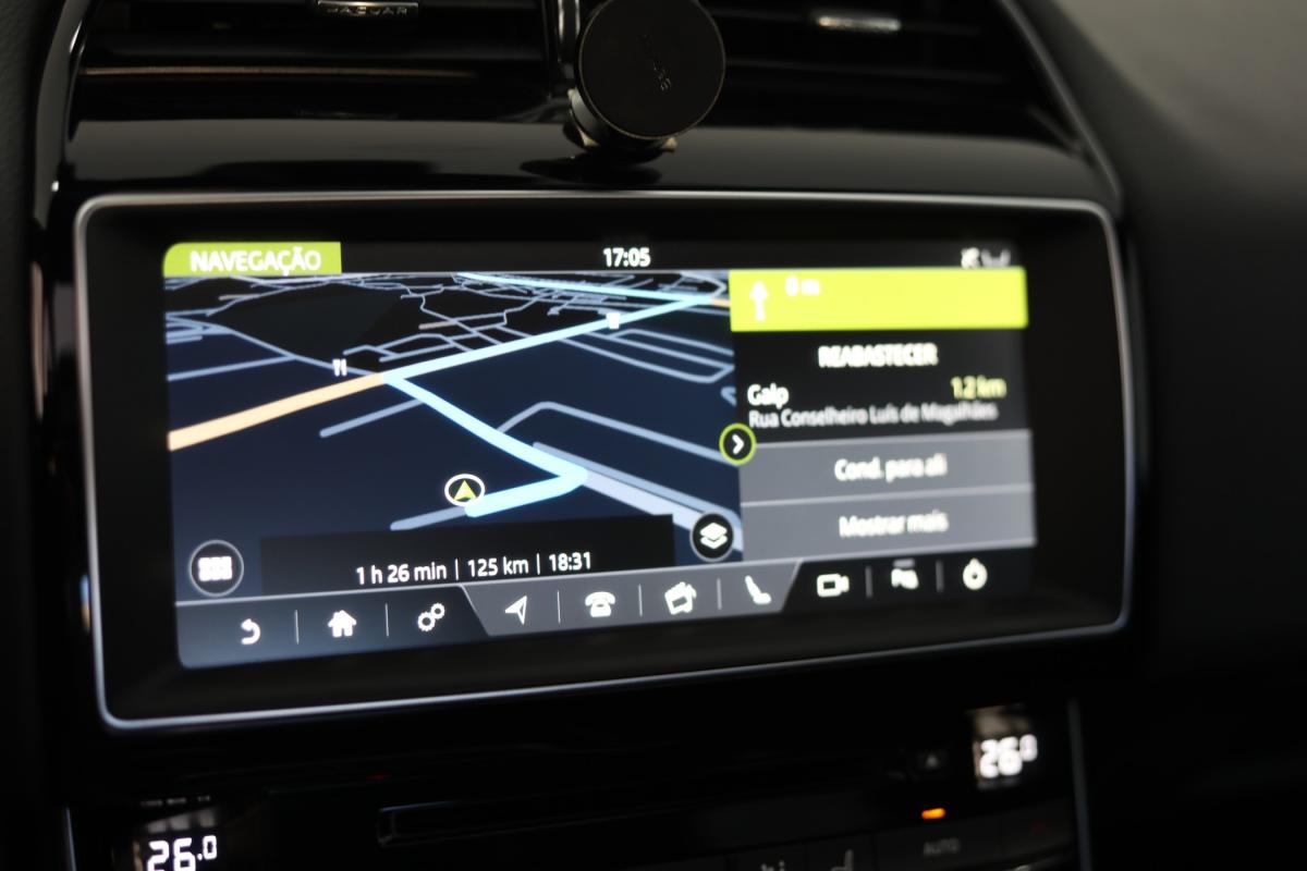jaguar-xe-2018-diesel-1999cc