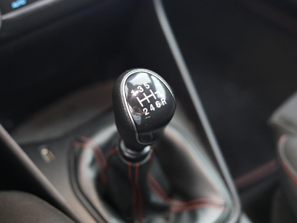 ford-fiesta-2023-gasolina-998cc