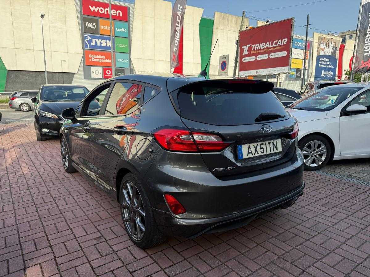 ford-fiesta-2023-gasolina-998cc