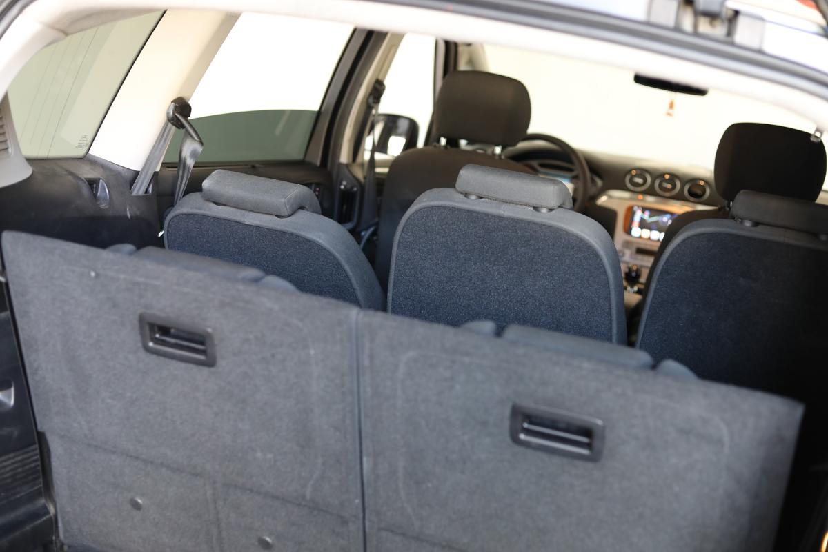 ford-s-max-2010-diesel-1997cc