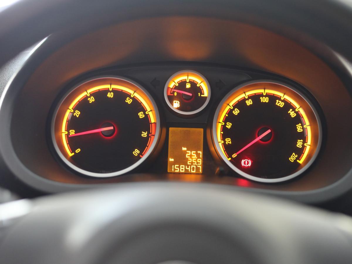 opel-corsa-2012-gasolina-1229cc