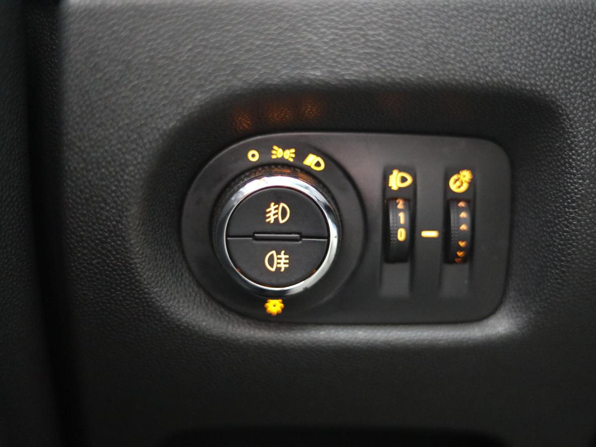 opel-corsa-2012-gasolina-1229cc