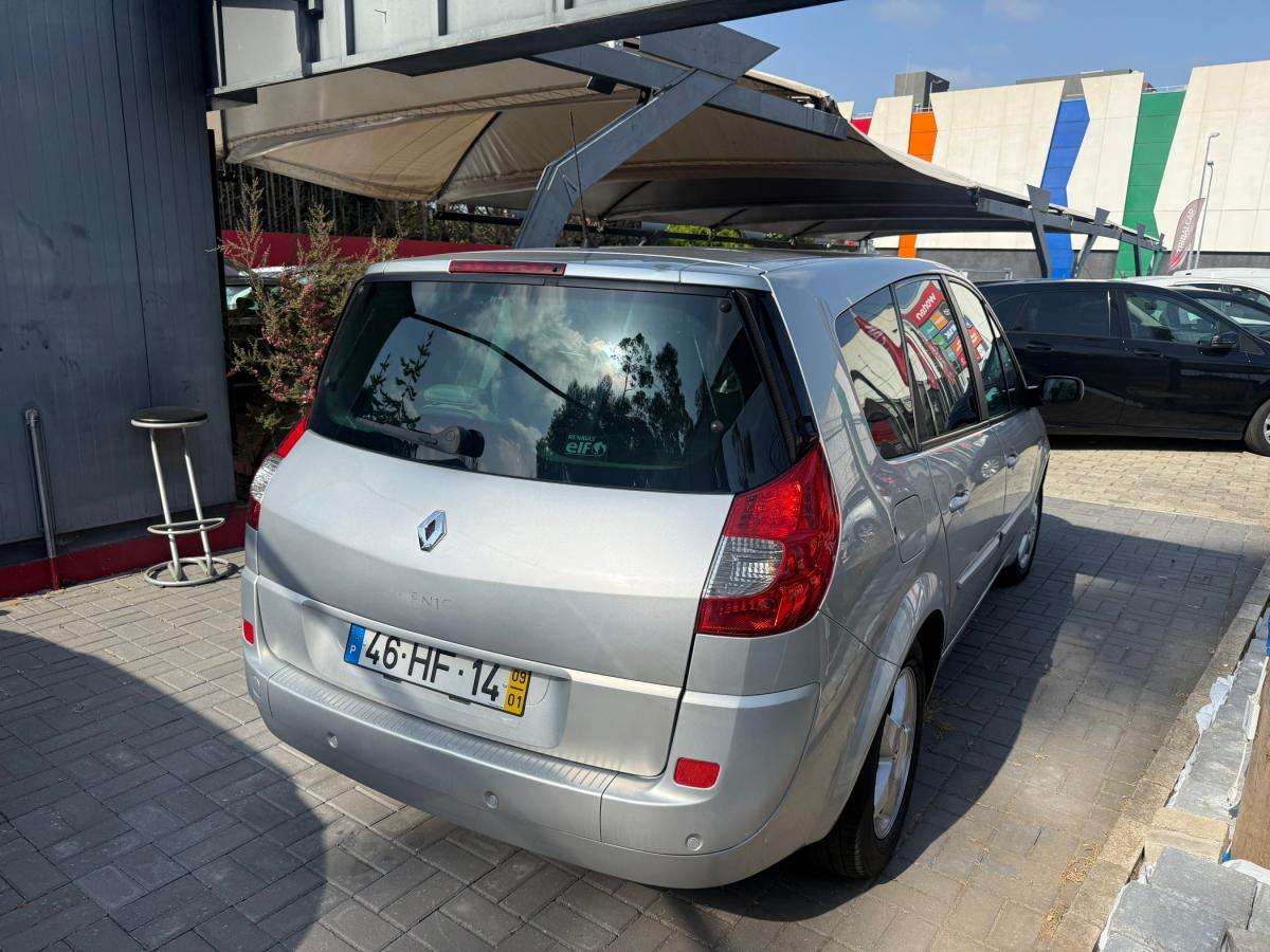 renault-scenic-2009-diesel-1461cc