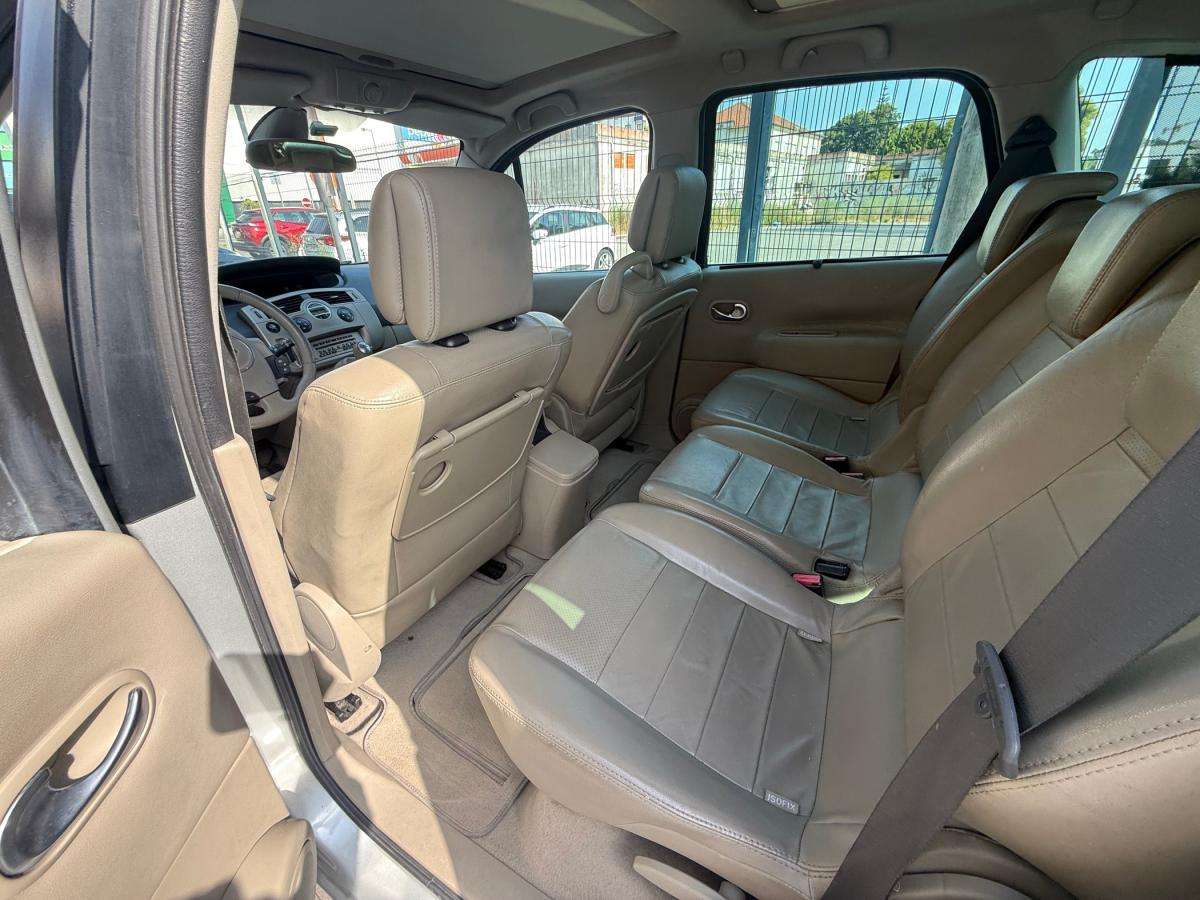 renault-scenic-2009-diesel-1461cc