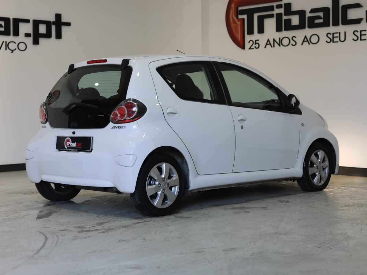 toyota-aygo-2014-gasolina-998cc