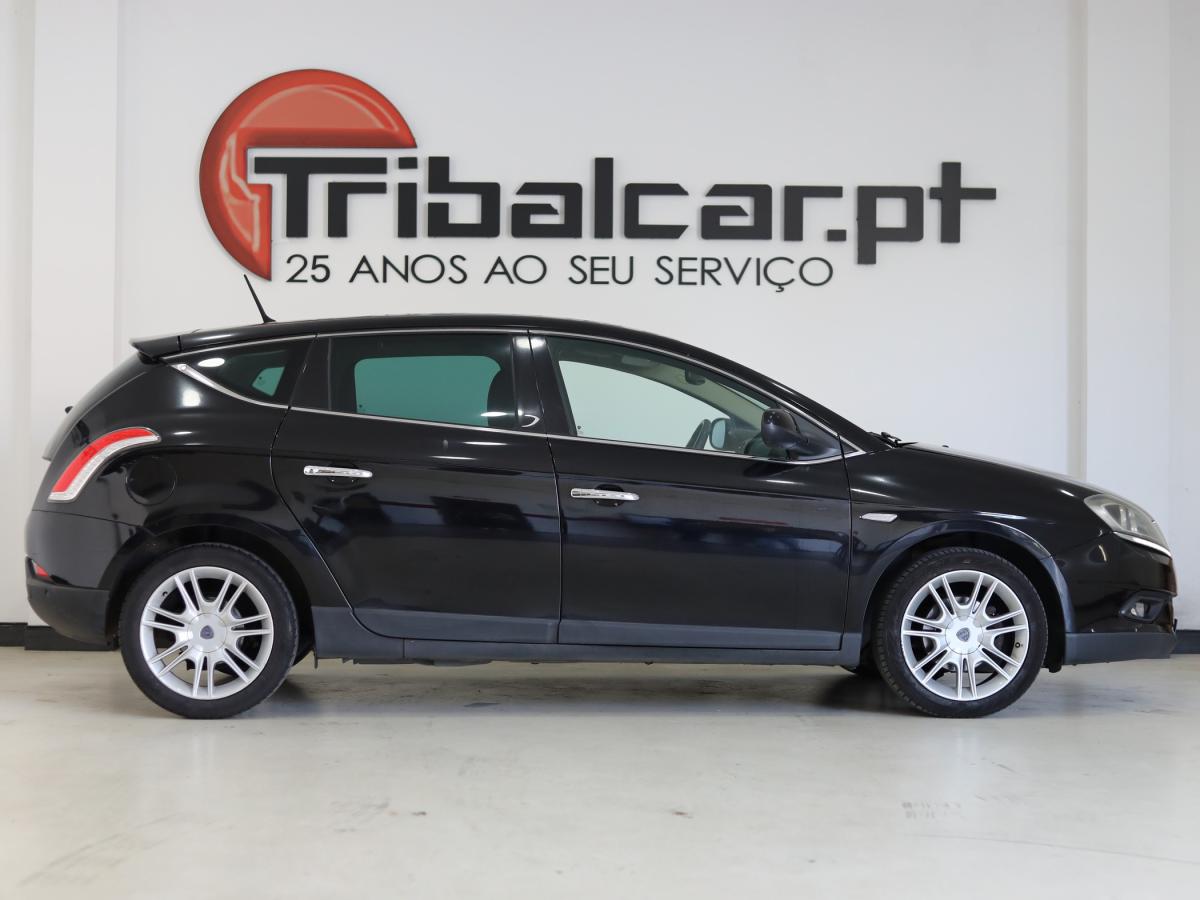 lancia-delta-2009-gasolina-1368cc
