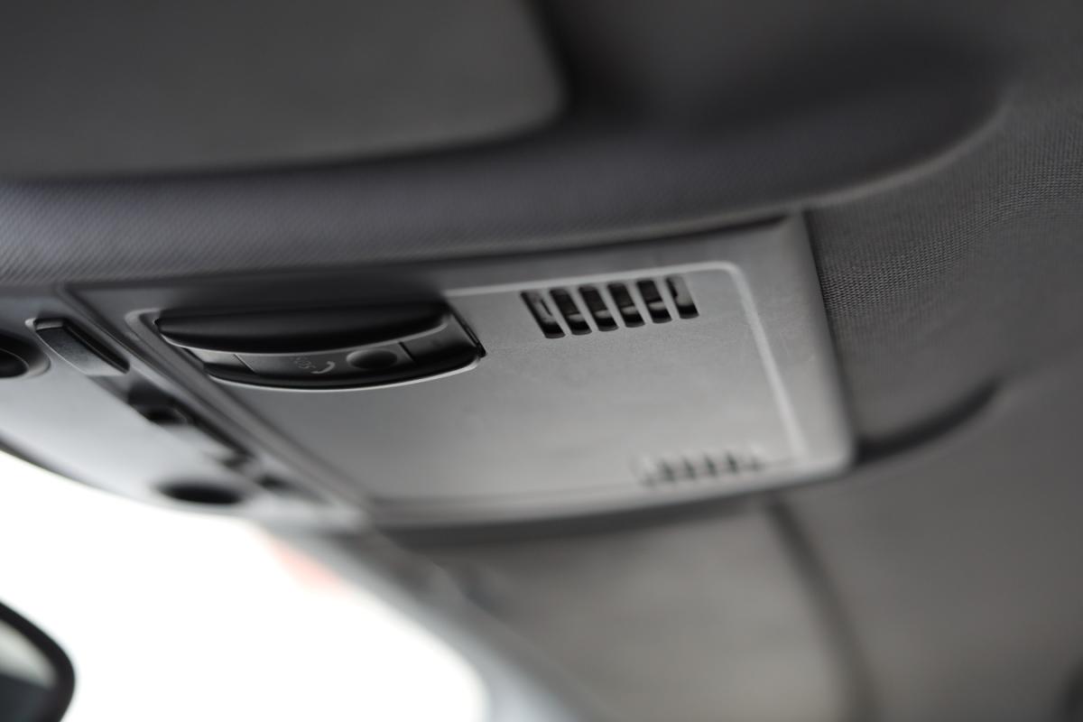 bmw-serie-1-2010-diesel-1995cc