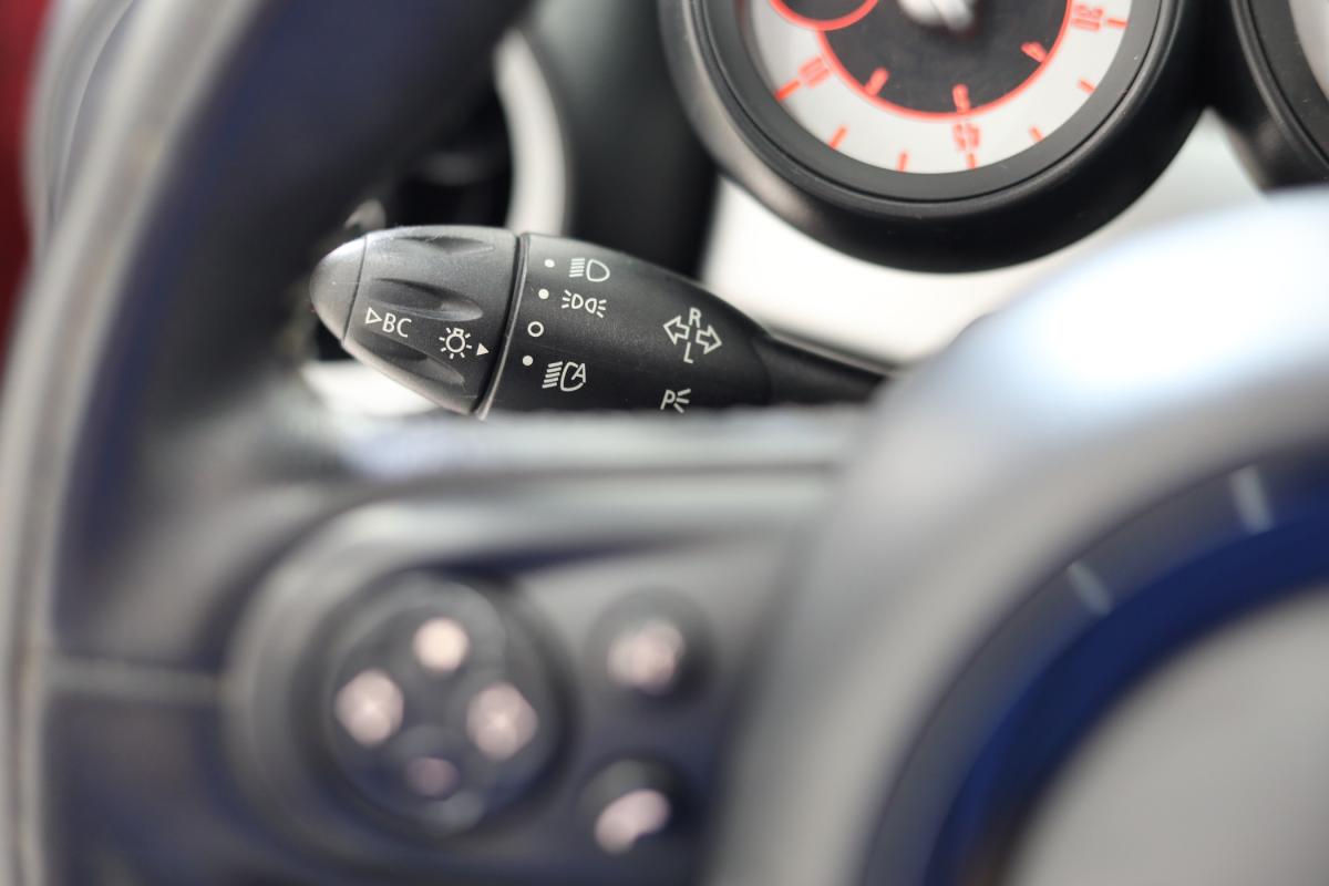 mini-cabrio-2013-diesel-1598cc