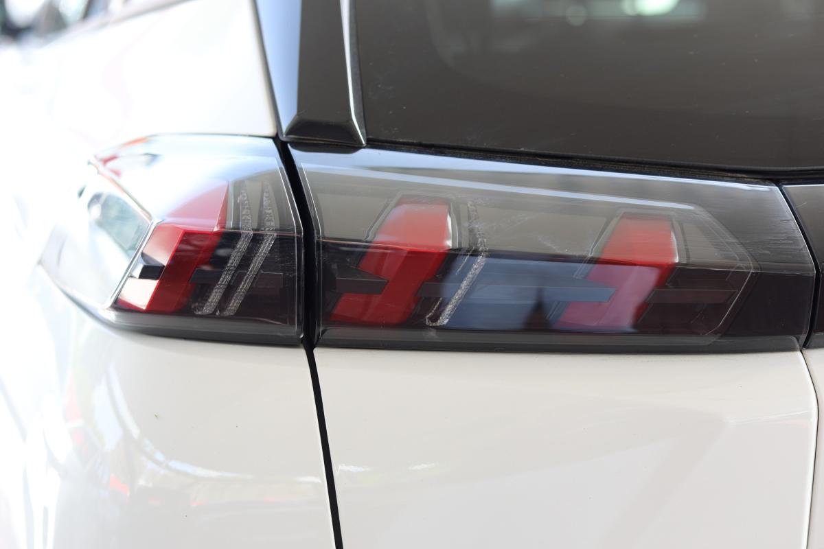 peugeot-2008-2022-diesel-1499cc