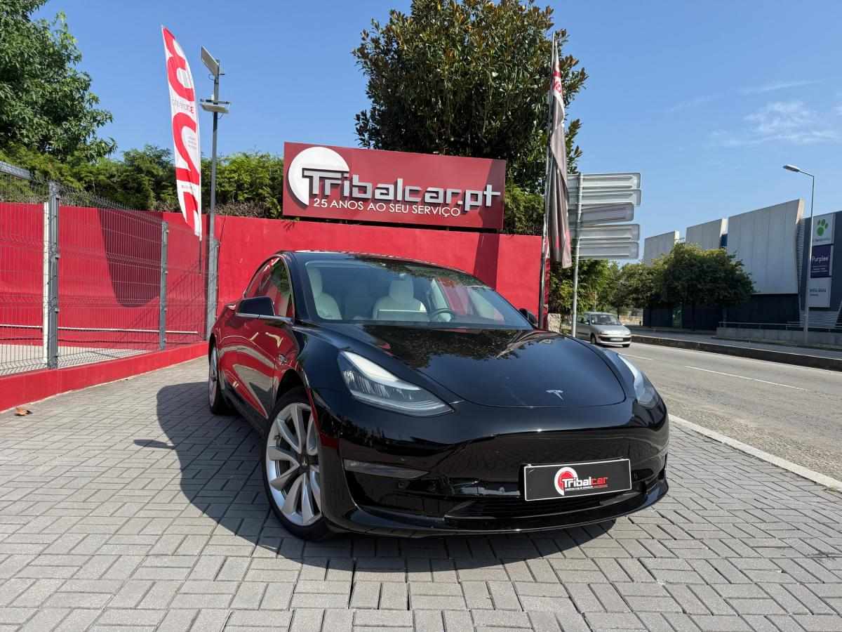 tesla-model-3-2019-eletrico-500cc