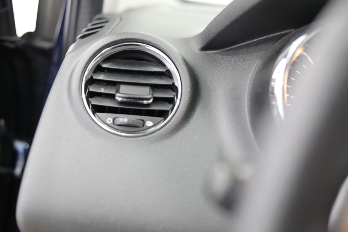 peugeot-5008-2010-diesel-1560cc
