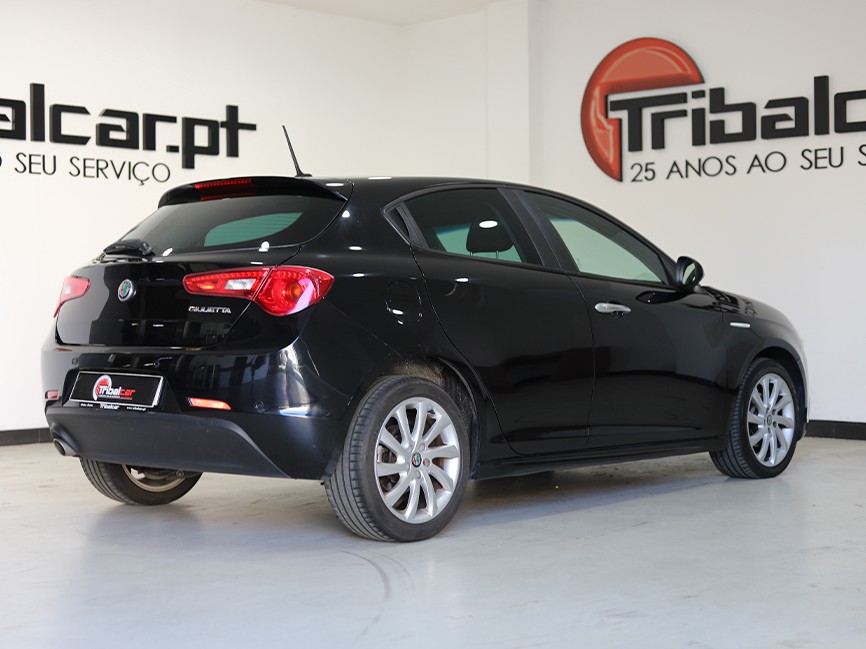 alfa-romeo-giulietta-2018-diesel-1598cc